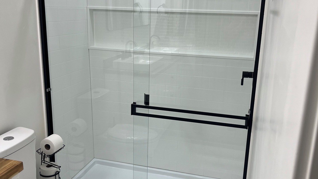 Photo of Bathroom in Lapoint