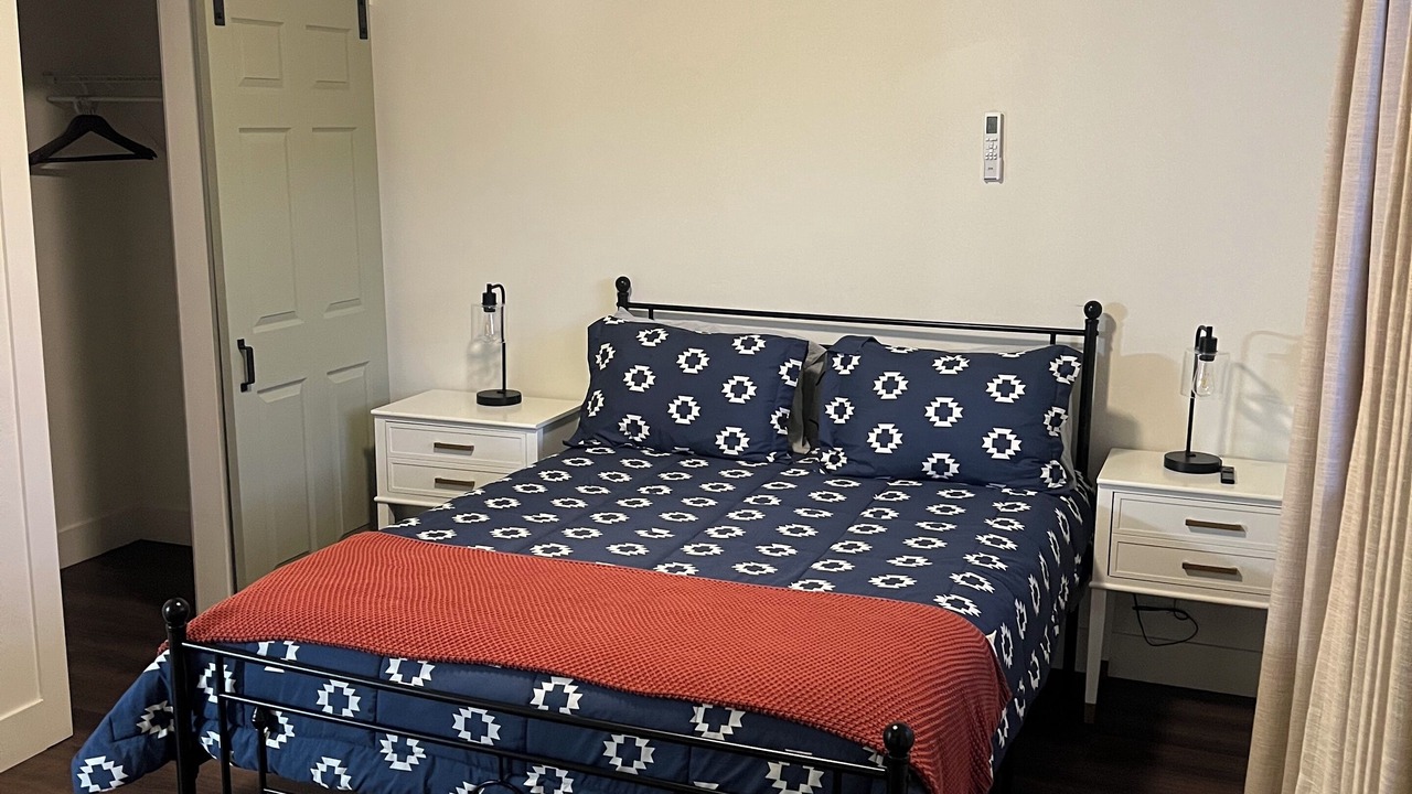 Photo of Bedroom in Lapoint