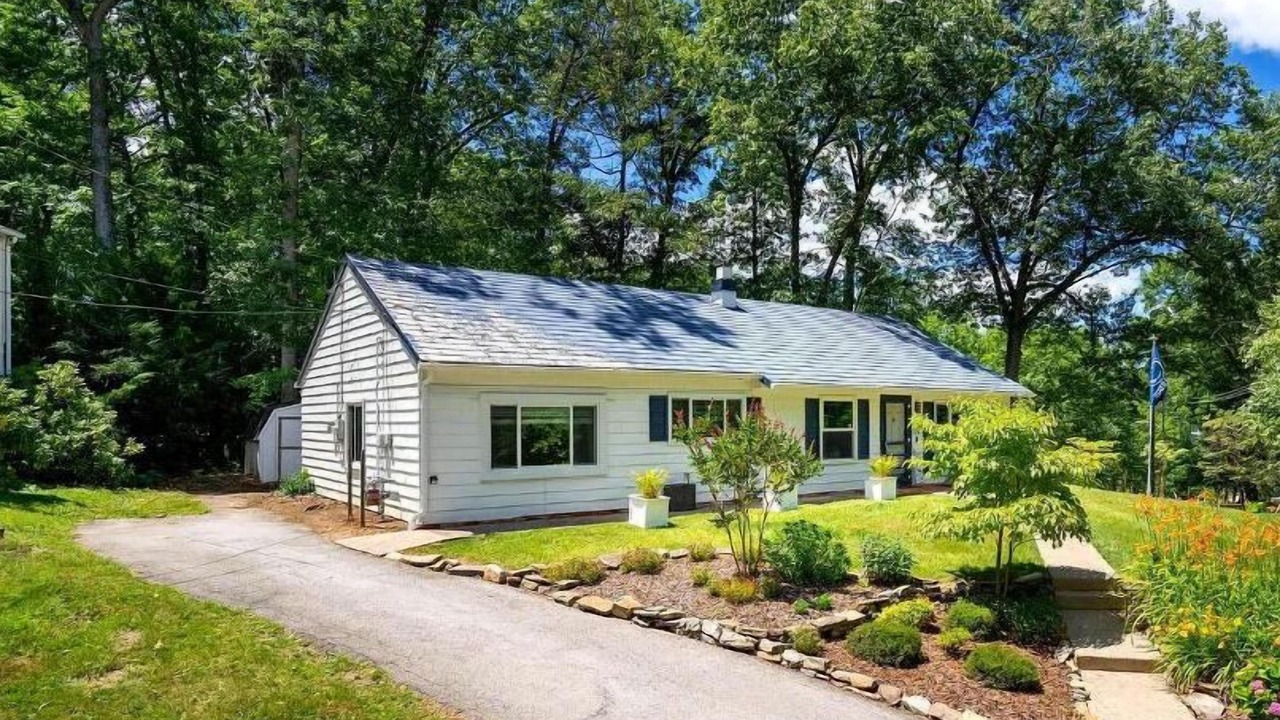 Photo of Outdoor in Park Forest Village