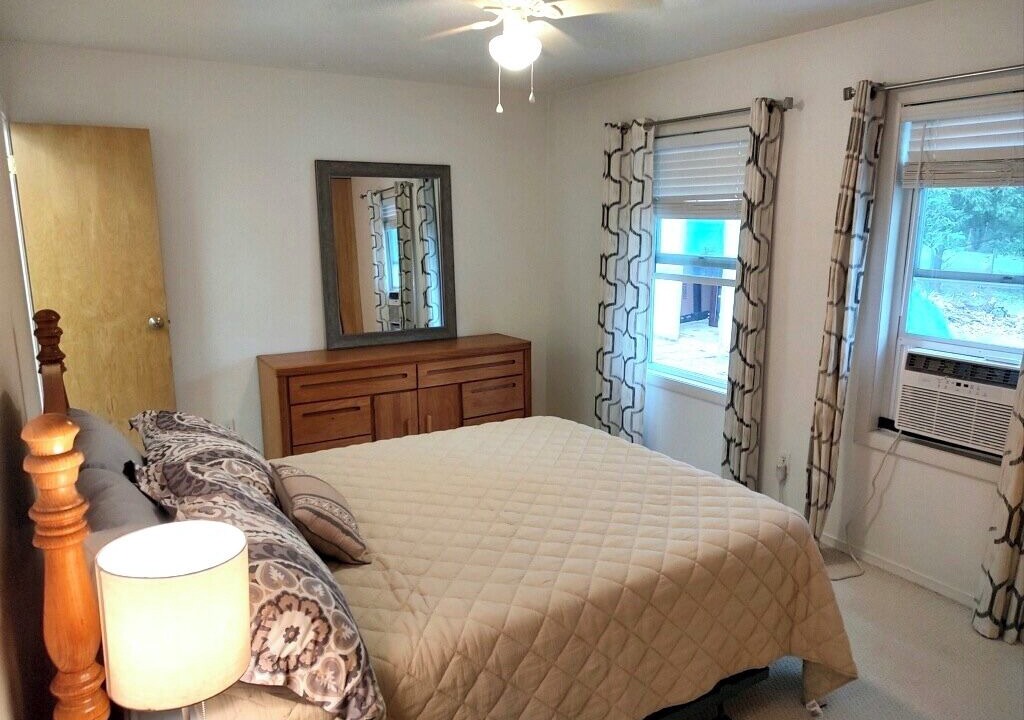 Photo of Bedroom in Park Forest Village