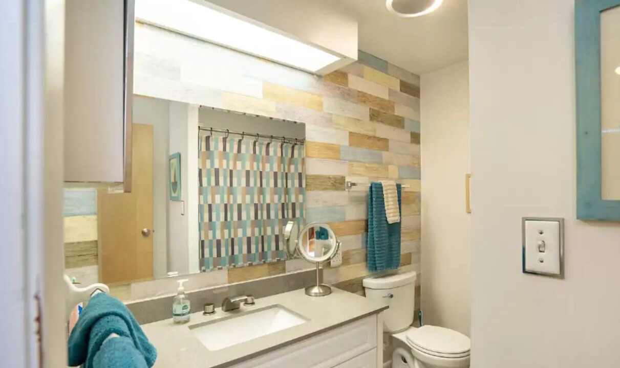 Photo of Bathroom in Park Forest Village