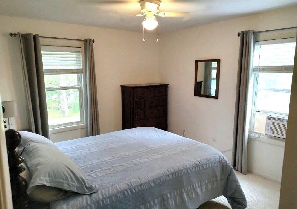 Photo of Bedroom in Park Forest Village
