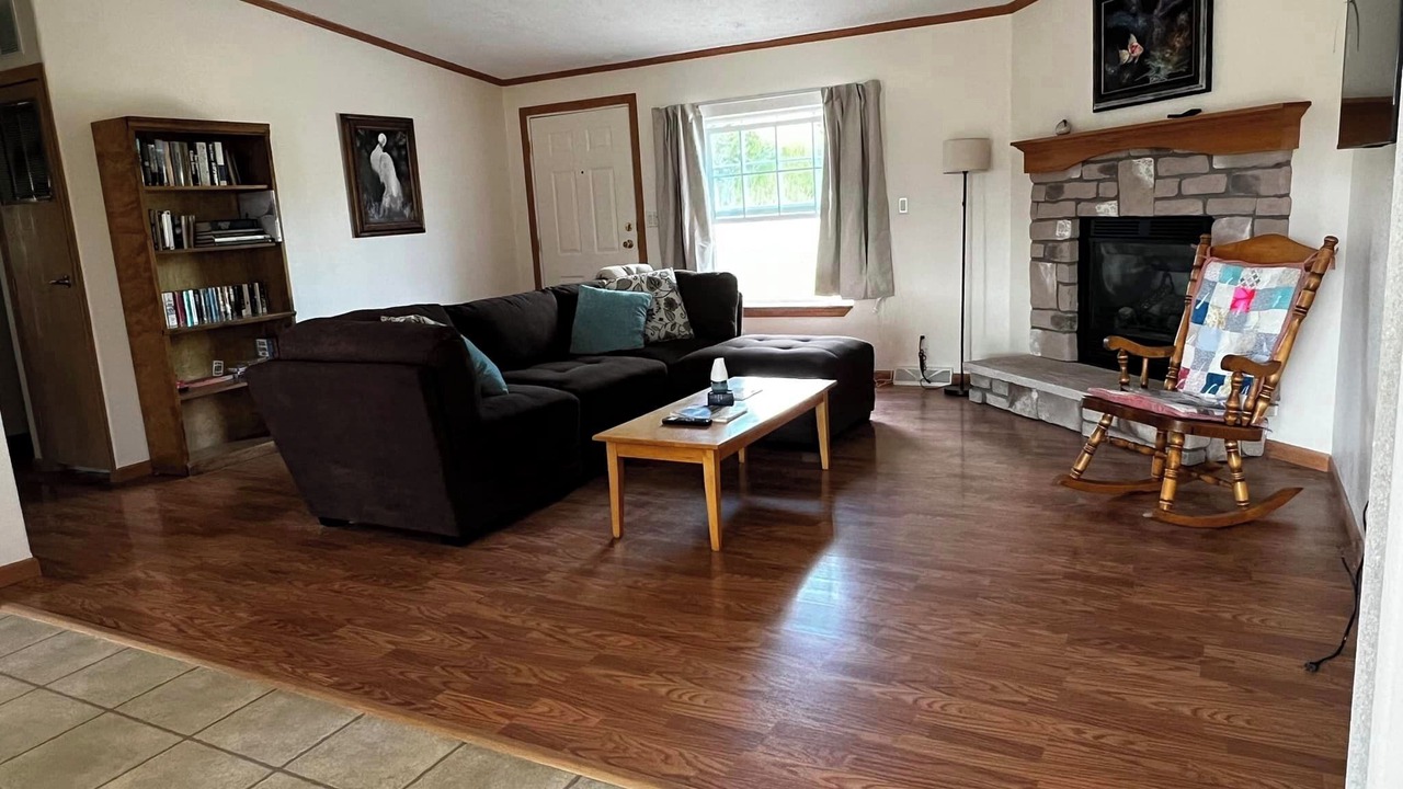 Photo of Livingroom in Livingston