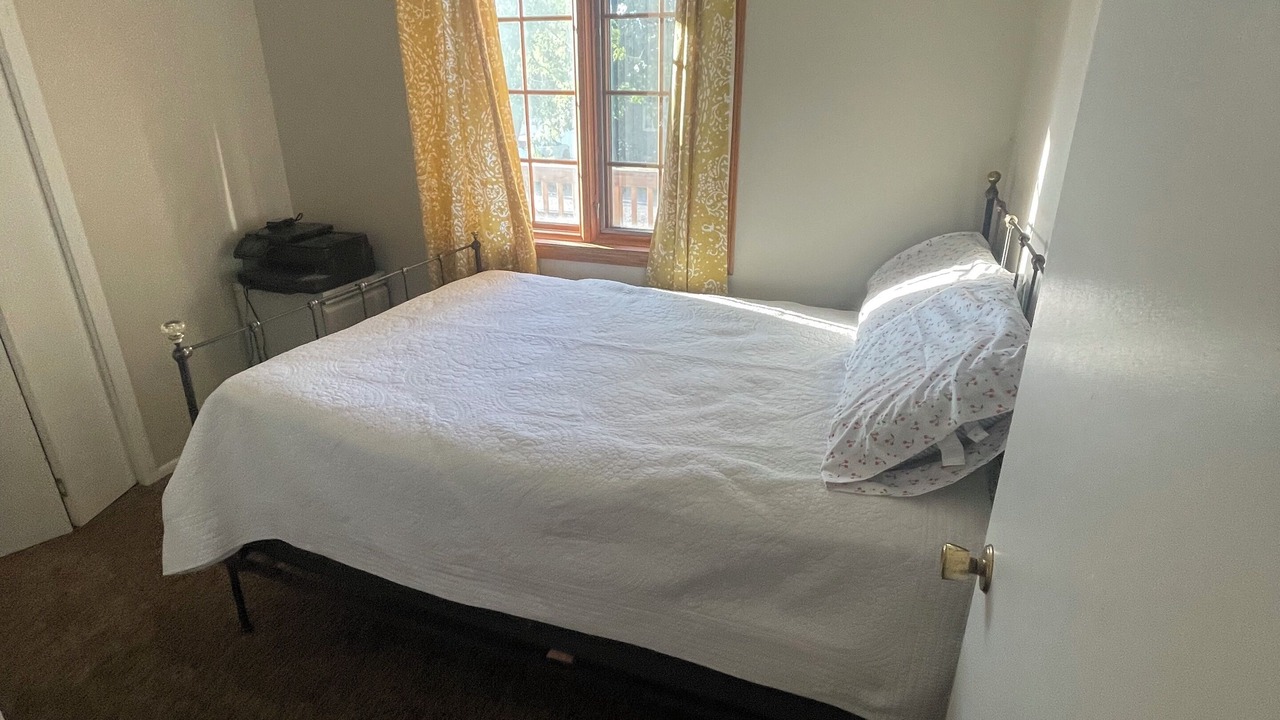 Photo of Bedroom in Lockwood