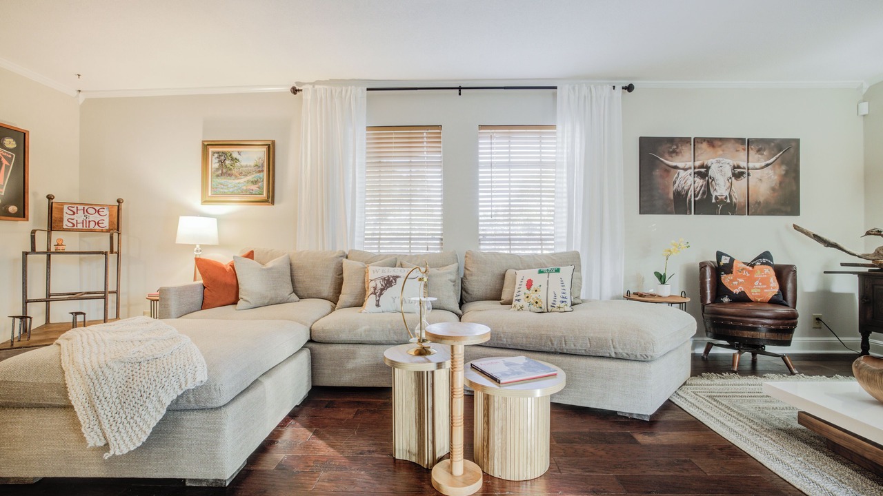 Photo of Livingroom in Austin