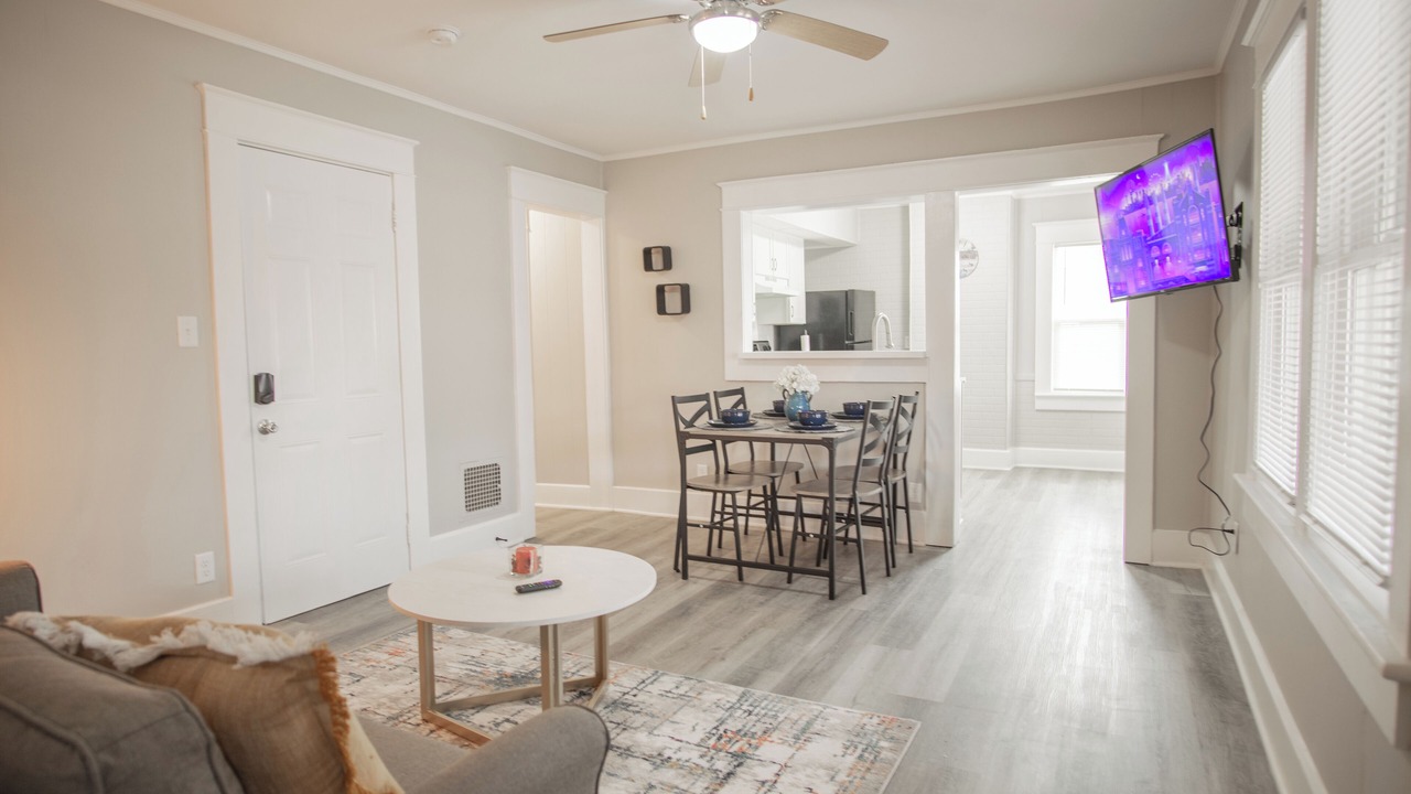 Photo of Livingroom in Anderson