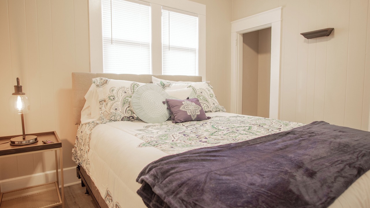 Photo of Bedroom in Anderson