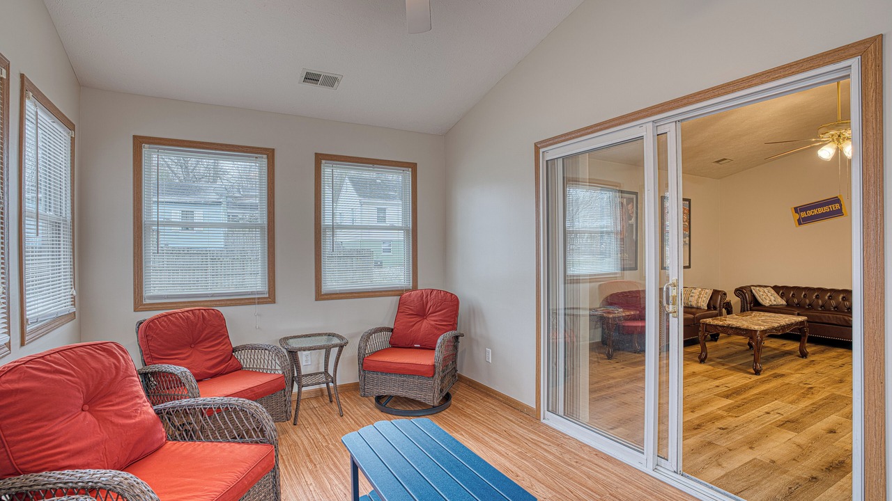 Photo of Livingroom in Newburgh