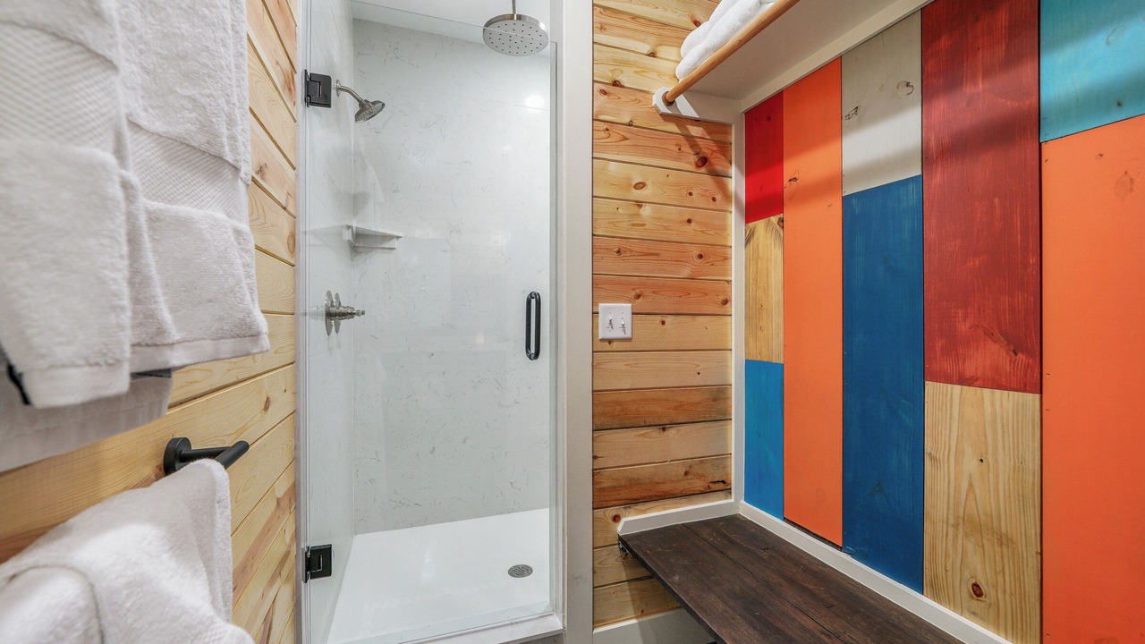 Photo of Bathroom in Golden