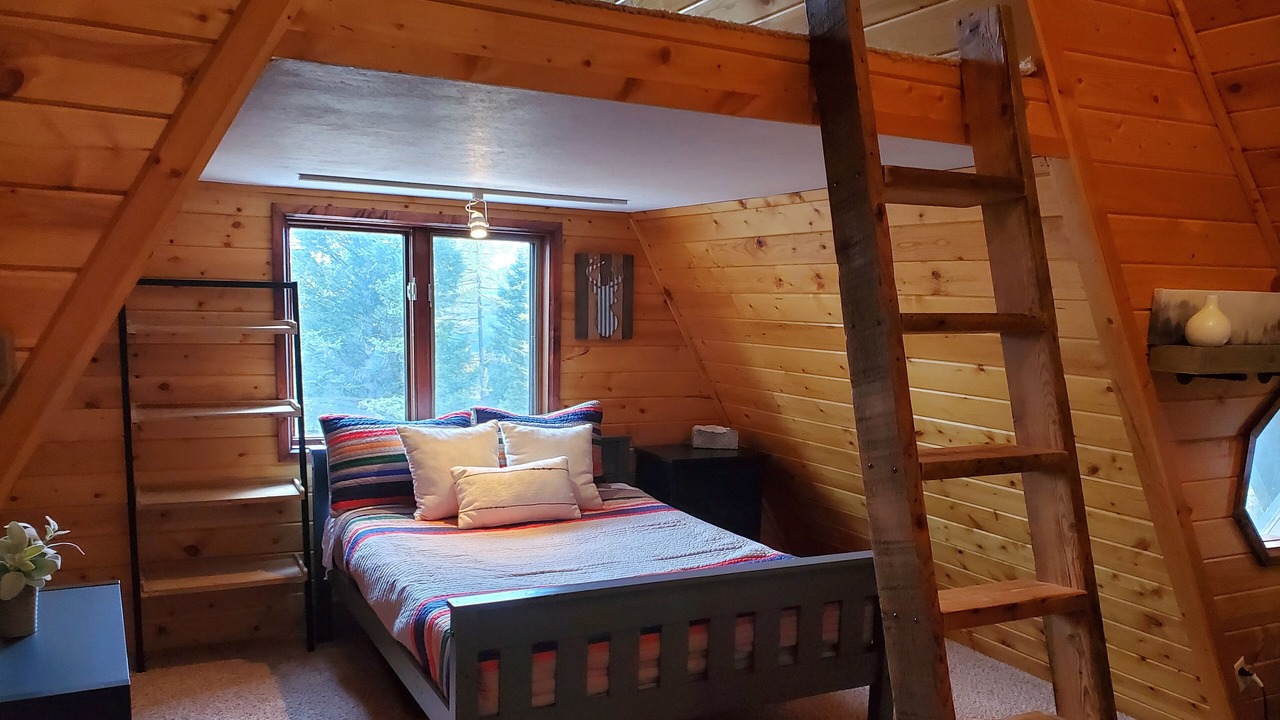 Photo of Bedroom in Seeley Lake