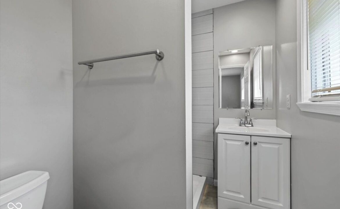 Photo of Bathroom in Lawrence
