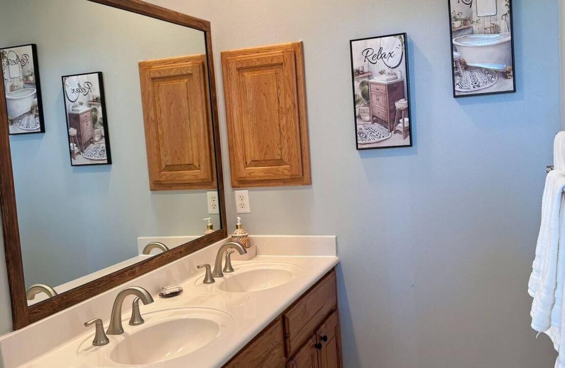Photo of Bathroom in Sealy