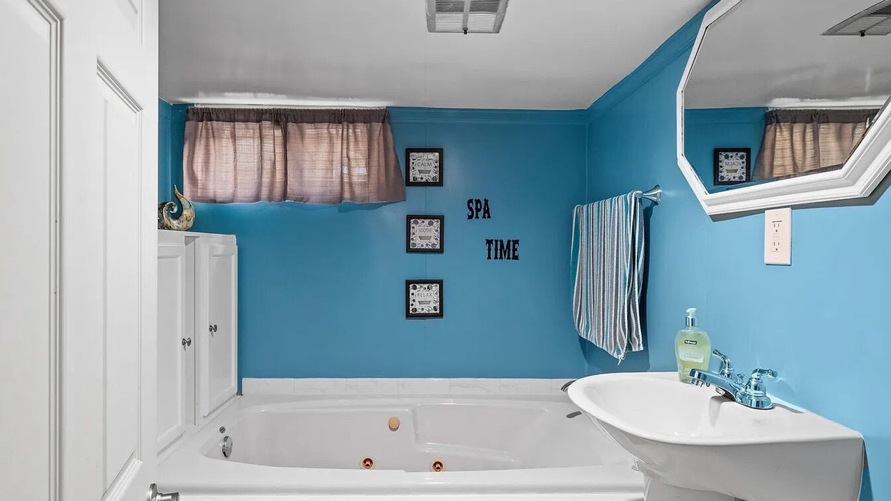 Photo of Bathroom in Sheridan