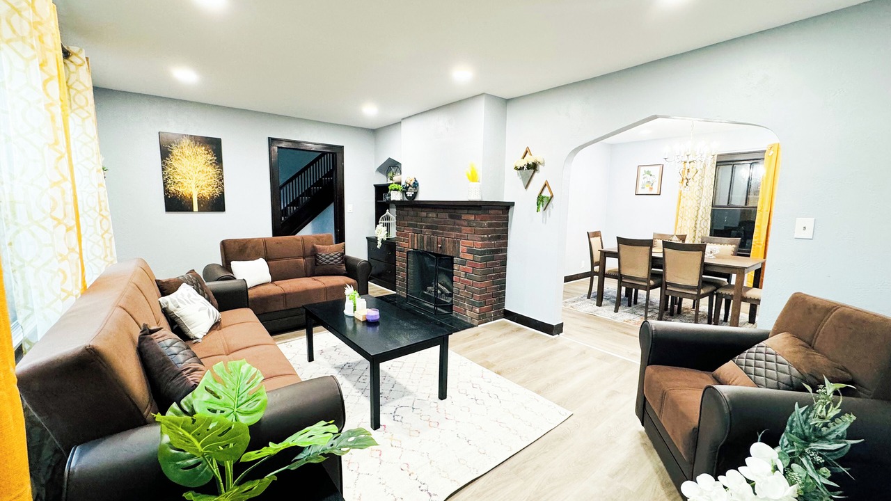 Photo of Livingroom in Corning