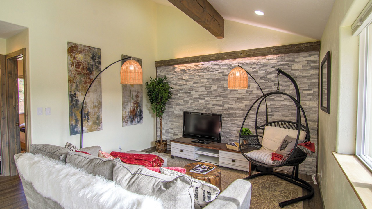 Photo of Livingroom in Big Sky Meadow Village