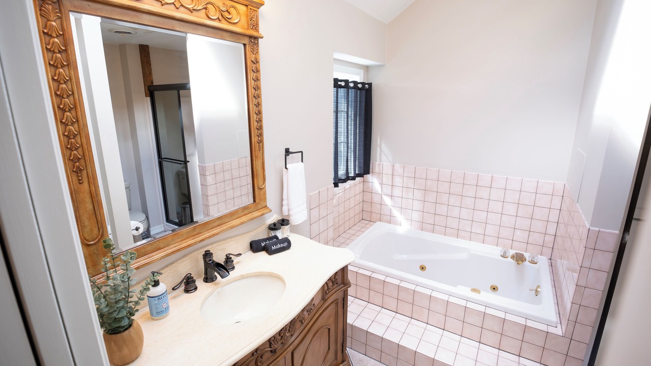 Photo of Bathroom in Reedsville