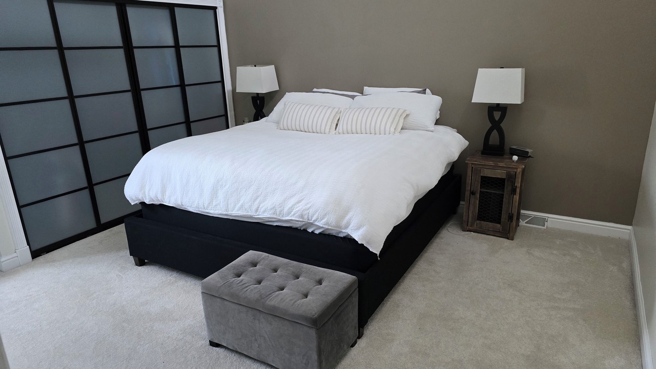 Photo of Bedroom in North Royalton