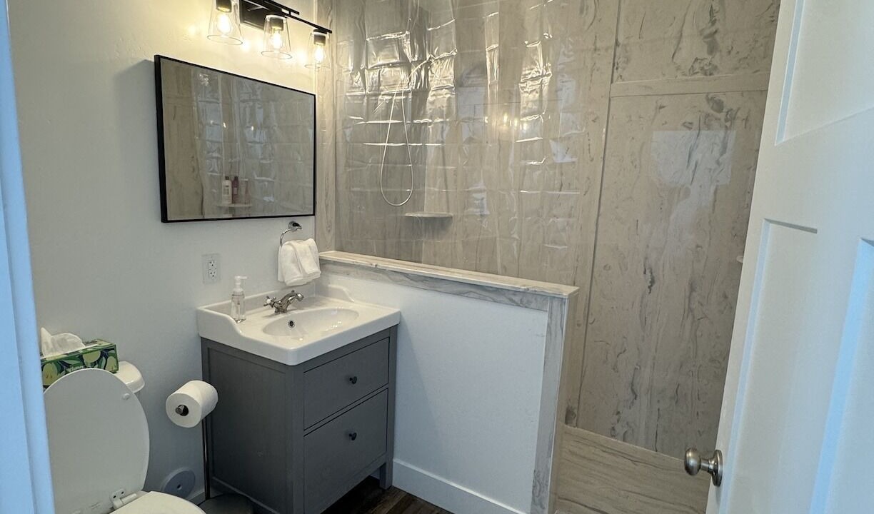 Photo of Bathroom in Heyburn