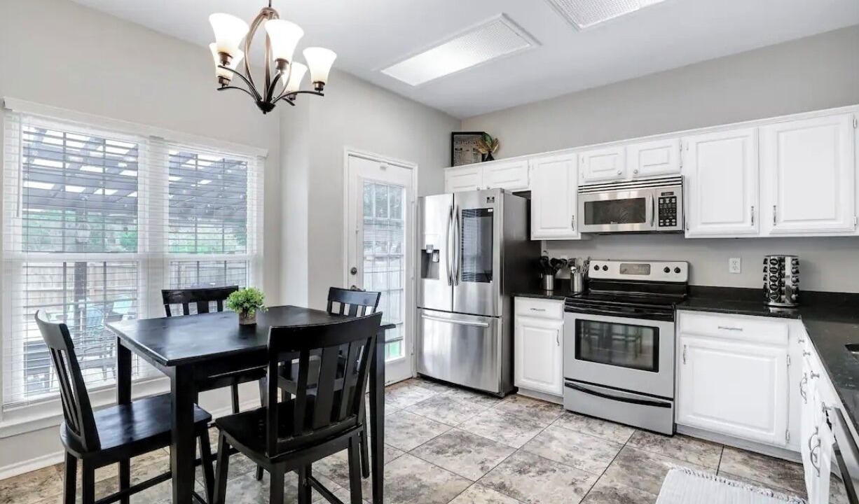 Photo of Kitchen in Live Oak