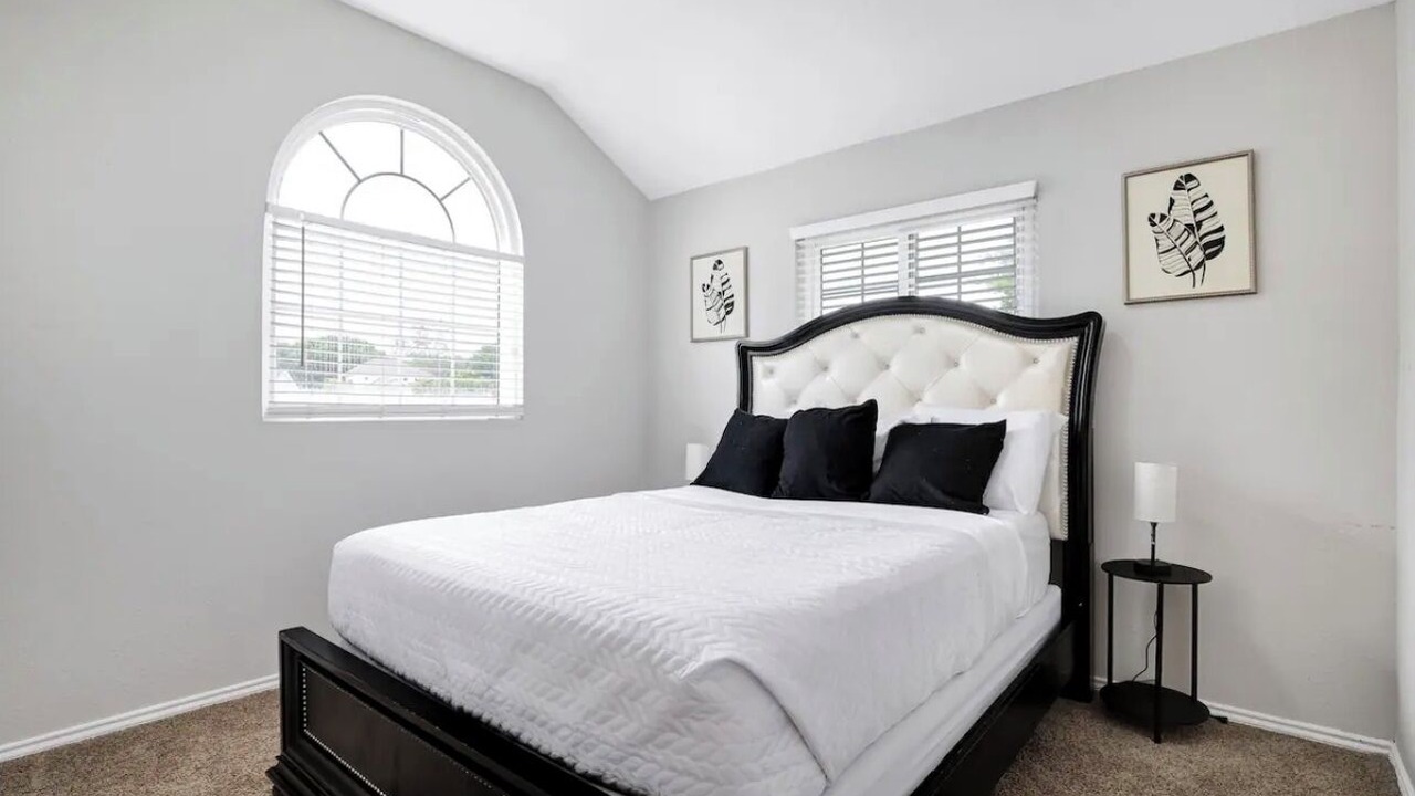 Photo of Bedroom in Live Oak