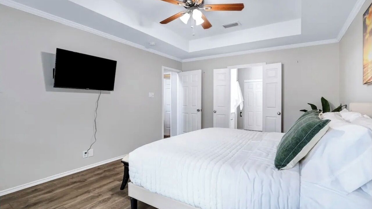 Photo of Bedroom in Live Oak