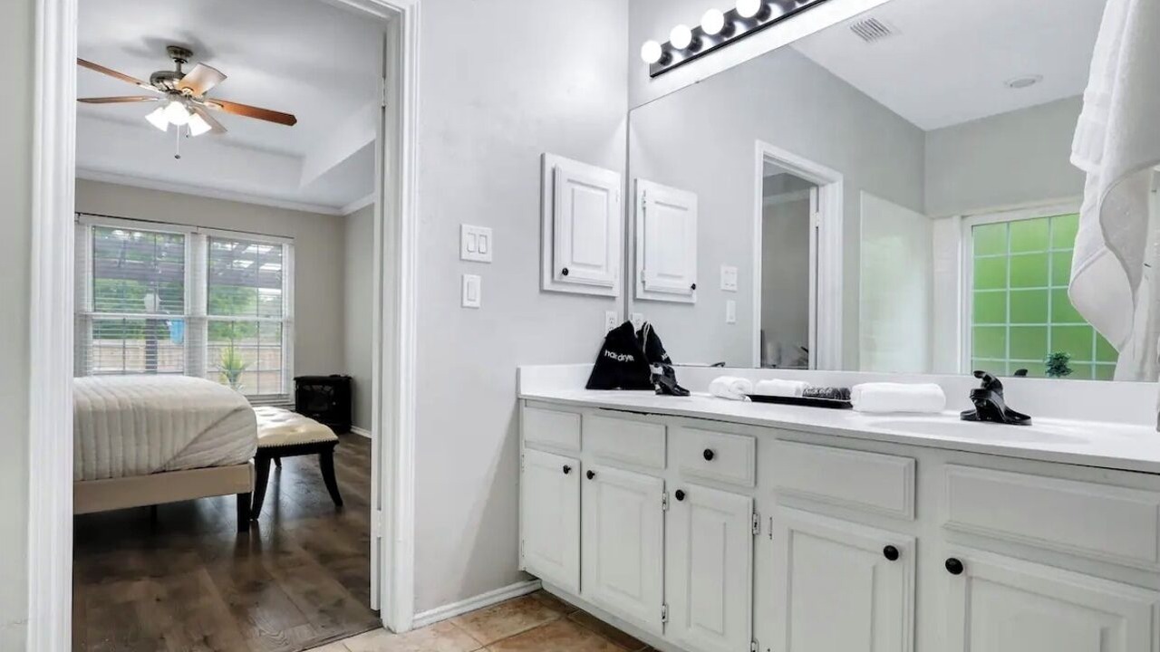 Photo of Bedroom in Live Oak