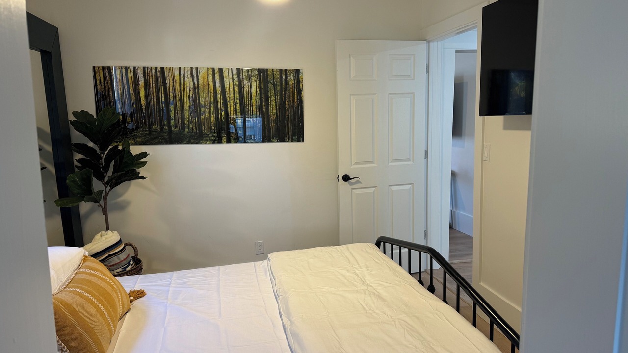 Photo of Bedroom in Evanston