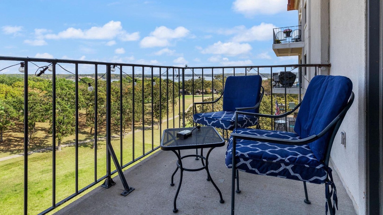 Photo of Patio Balcony in Shangri-La Estates