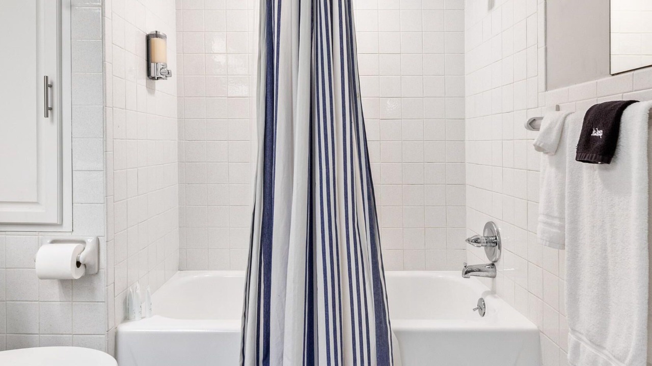Photo of Bathroom in Shangri-La Estates