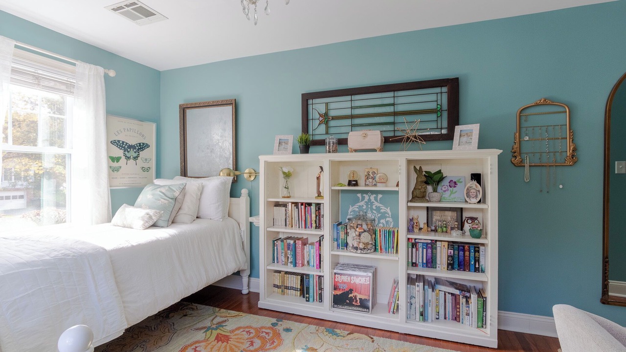 Photo of Bedroom in State College