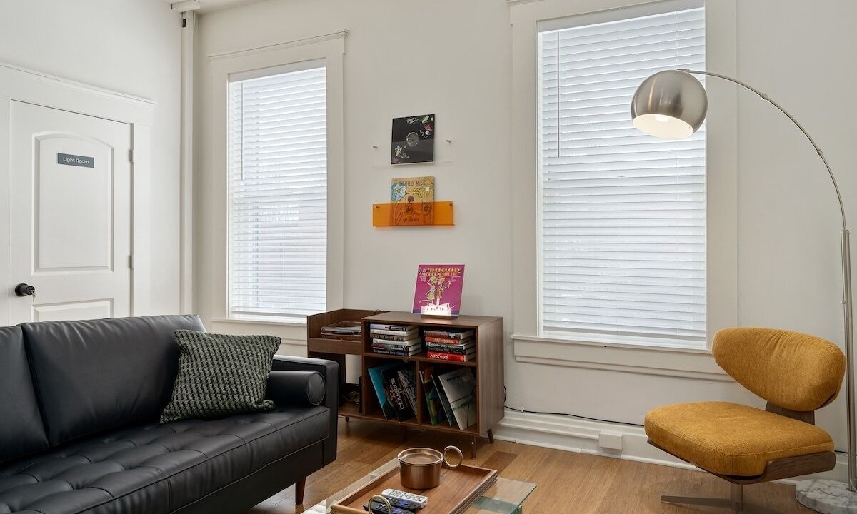 Photo of Livingroom in Olde Towne East