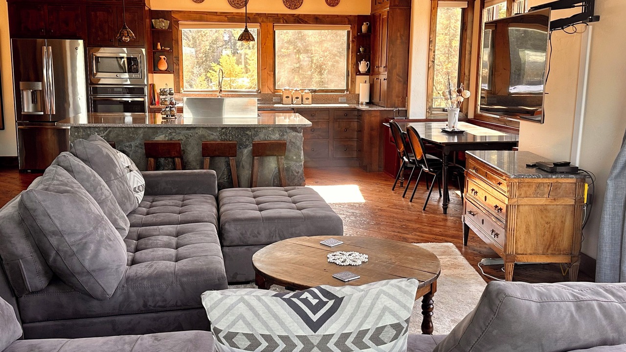Photo of Livingroom in Martin City