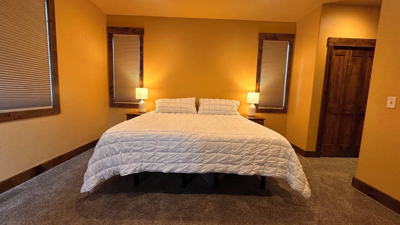 Photo of Bedroom in Martin City