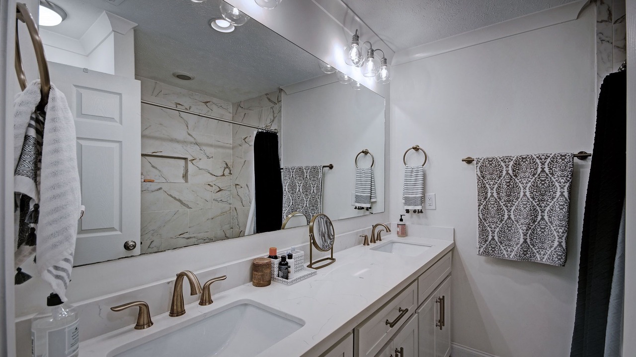 Photo of Bathroom in Tougaloo