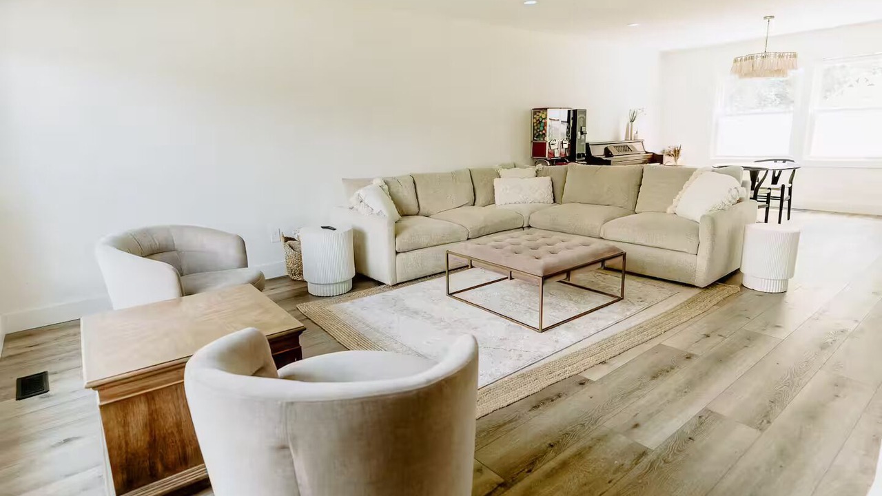 Photo of Livingroom in Rochester Hills