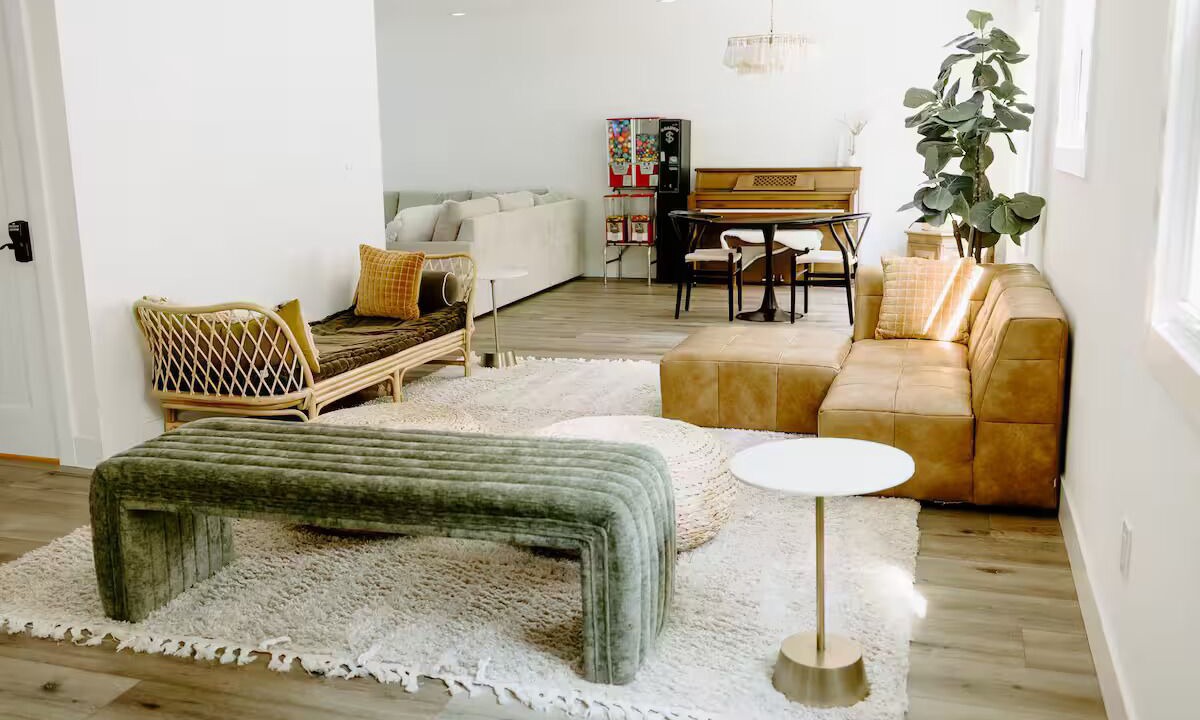 Photo of Livingroom in Rochester Hills