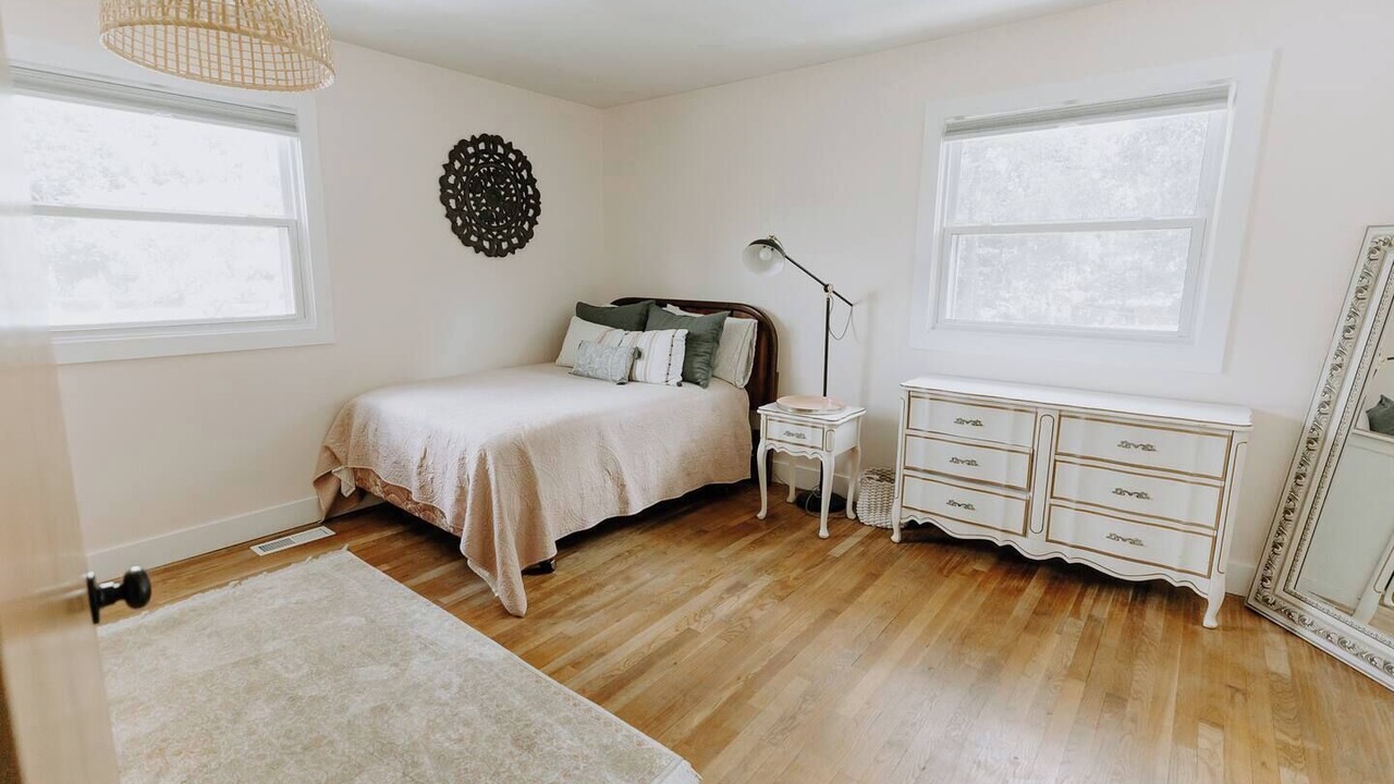 Photo of Bedroom in Rochester Hills