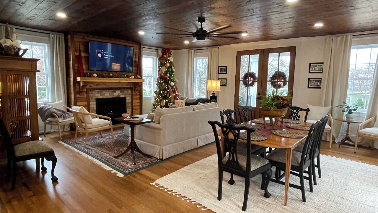 Photo of Livingroom in Corinth