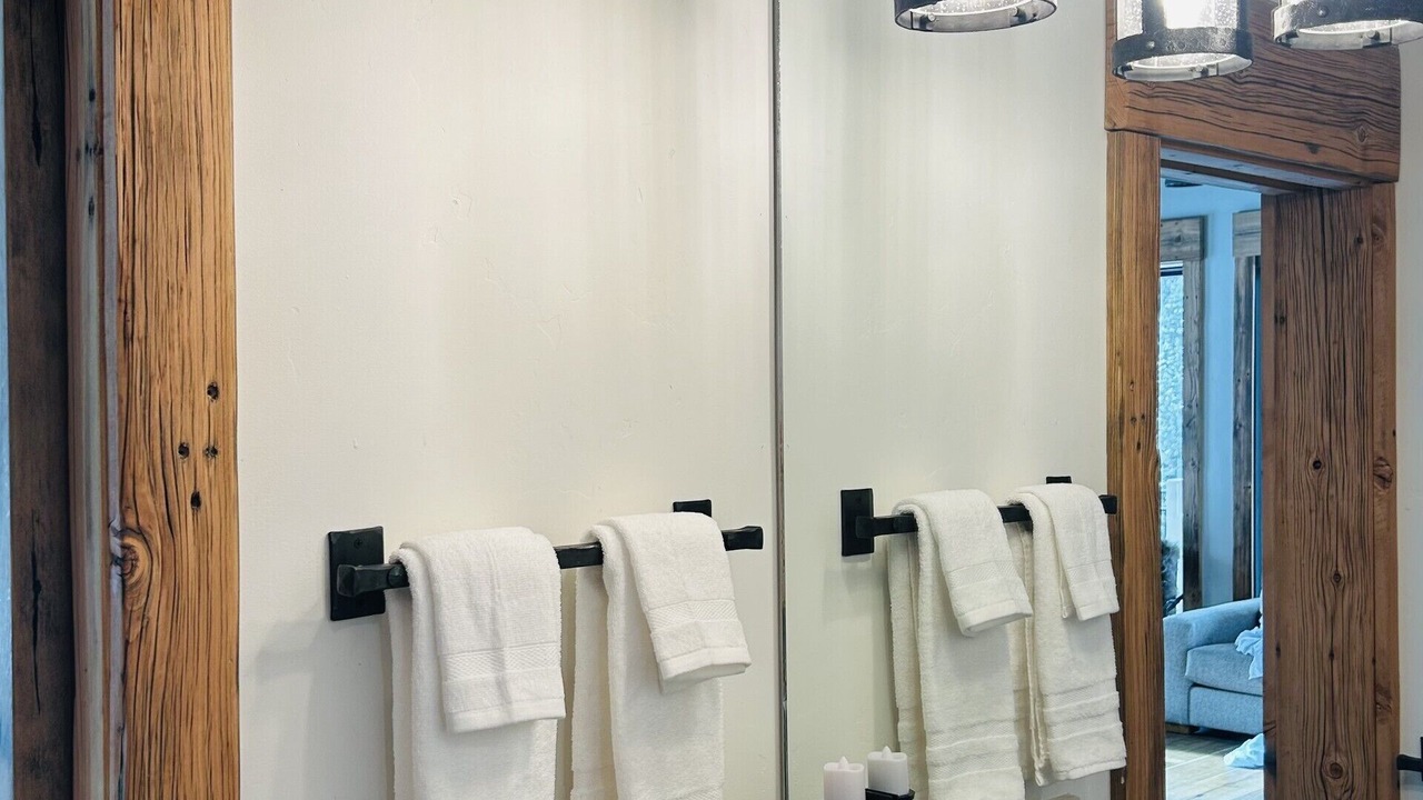 Photo of Bathroom in Gallatin Gateway
