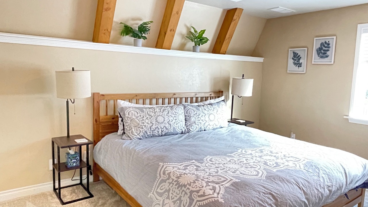 Photo of Bedroom in Miller Creek