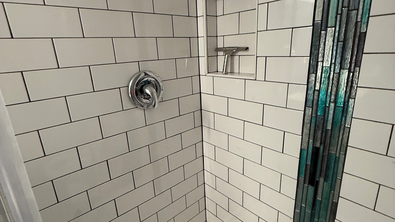 Photo of Bathroom in Aksarben - Elmwood Park