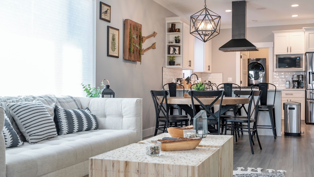 Photo of Livingroom in West Eugene