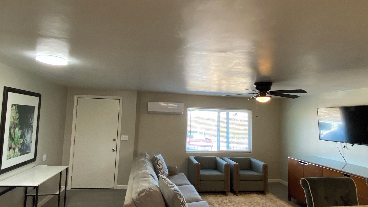 Photo of Livingroom in Drexel Heights