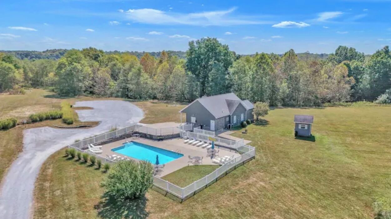 Photo of Outdoor in Taylorsville