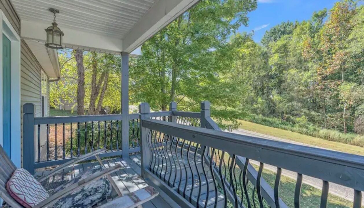 Photo of Patio Balcony in Taylorsville