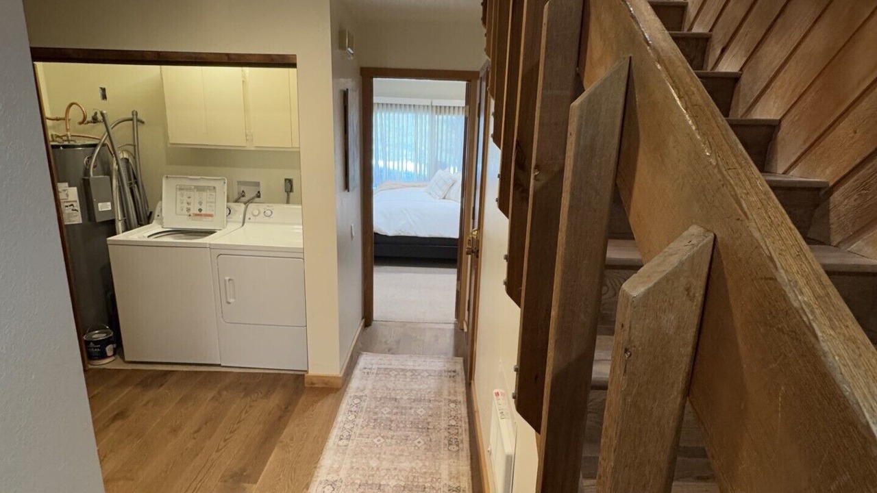 Photo of Bedroom in Elkhorn Village