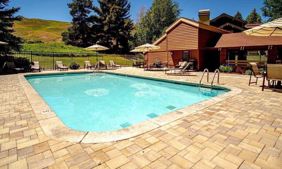 Photo of Outdoor in Elkhorn Village