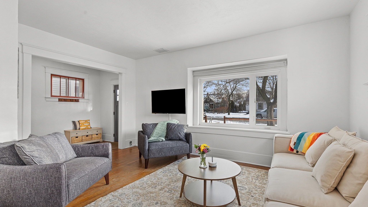 Photo of Livingroom in Rose Park