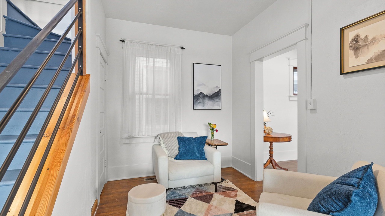 Photo of Livingroom in Rose Park