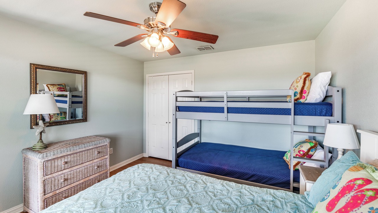 Photo of Bedroom in Safe Harbor
